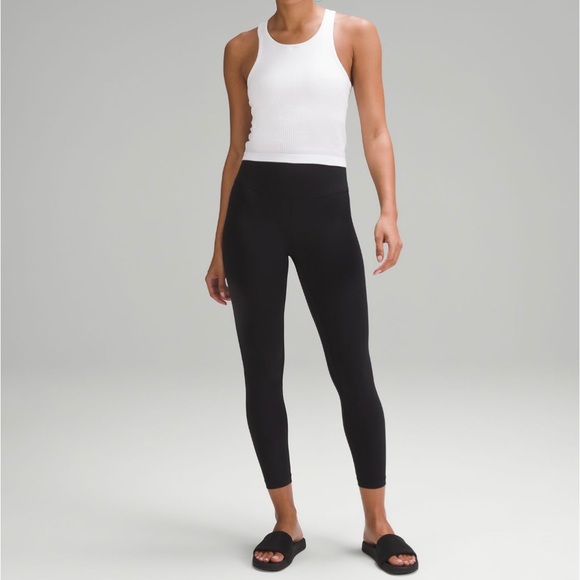 LULULEMON ALIGN 25” BLACK NWT - Picture 1 of 3